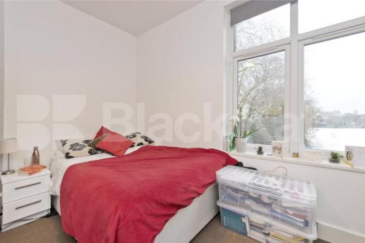			2 Bedroom, 1 bath, 1 reception Apartment			 Mount View Road , FINSBURY PARK-STROUD GREEN 